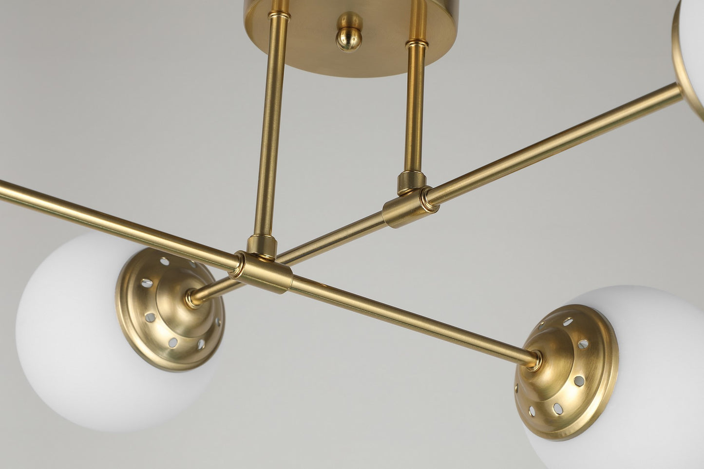 MODERNE HÄNGELEUCHTE IN GEBÜRSTETEM GOLD FINO W4